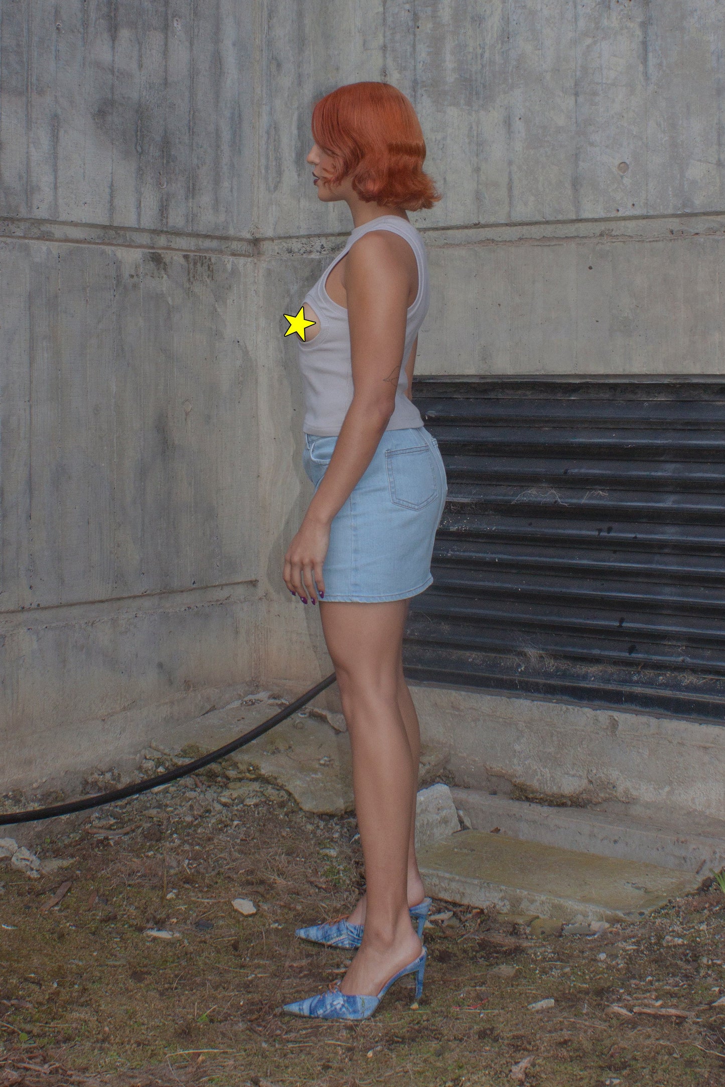CUT OUT TANK TOP